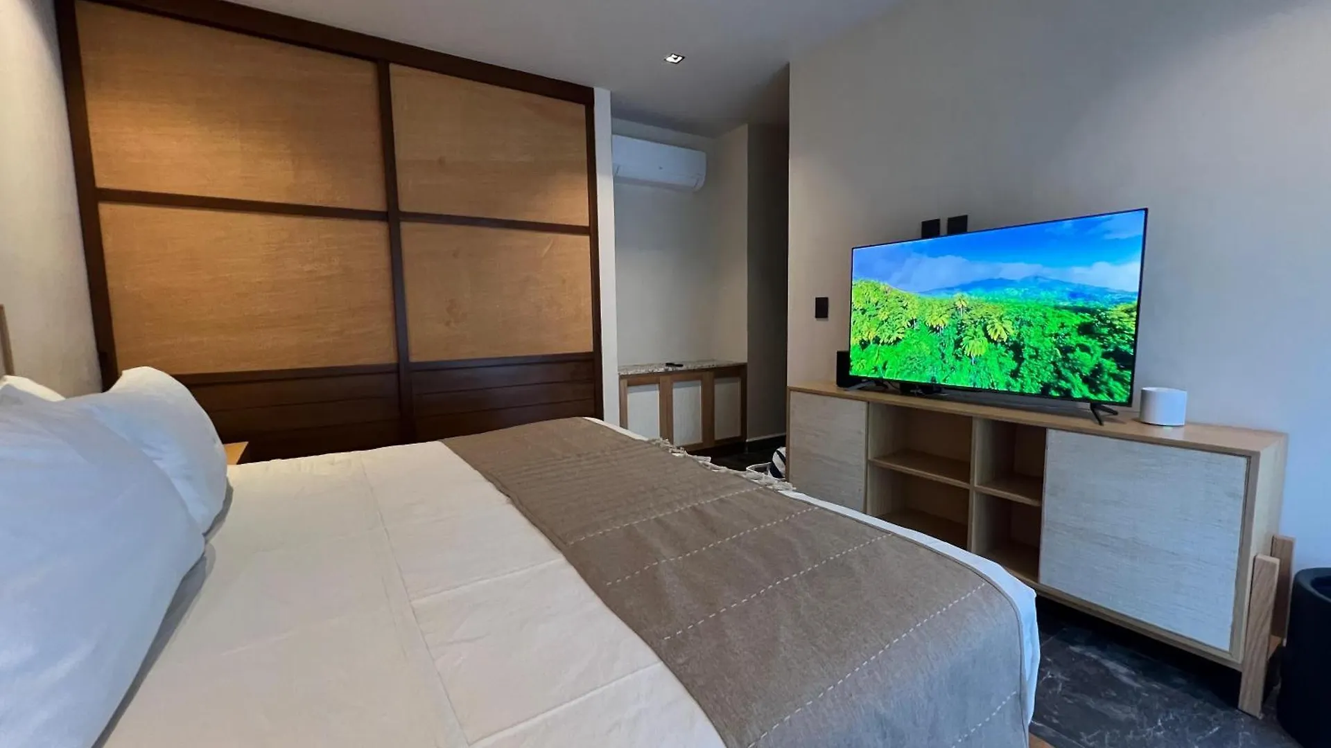 Lovely 2Bedroom Apartment Serviced + Pool & Garden Tulum
